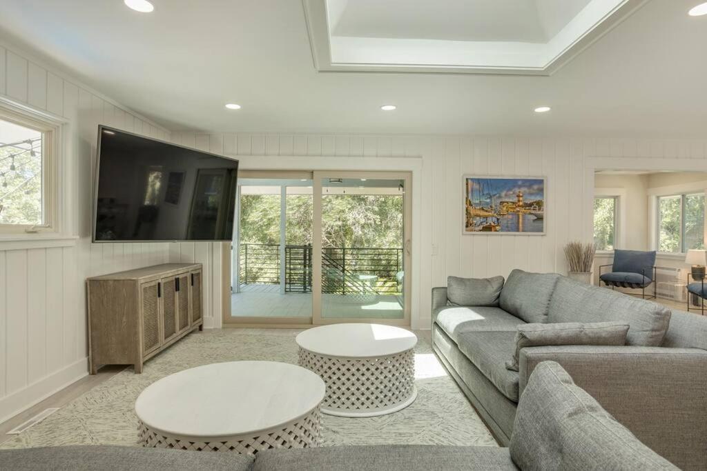 Luxury Beach House - 2Min Walk To Beach - Private Pool - Group & Dog Friendly Hilton Head Island Kültér fotó