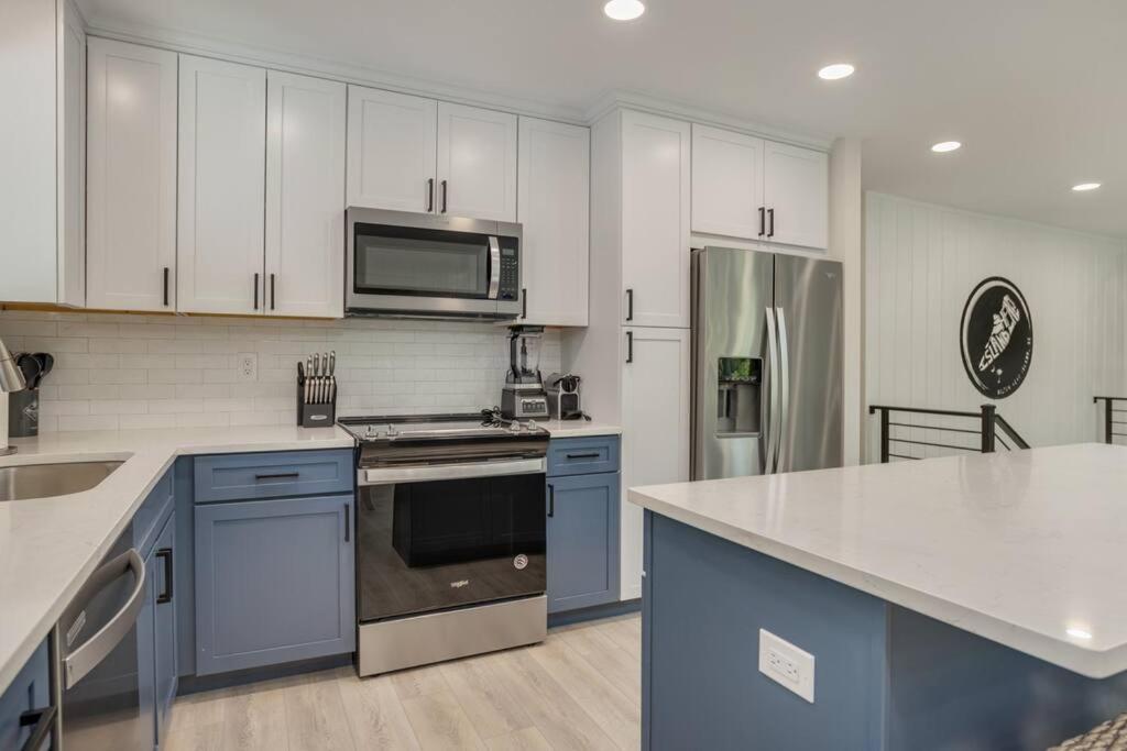 Luxury Beach House - 2Min Walk To Beach - Private Pool - Group & Dog Friendly Hilton Head Island Kültér fotó