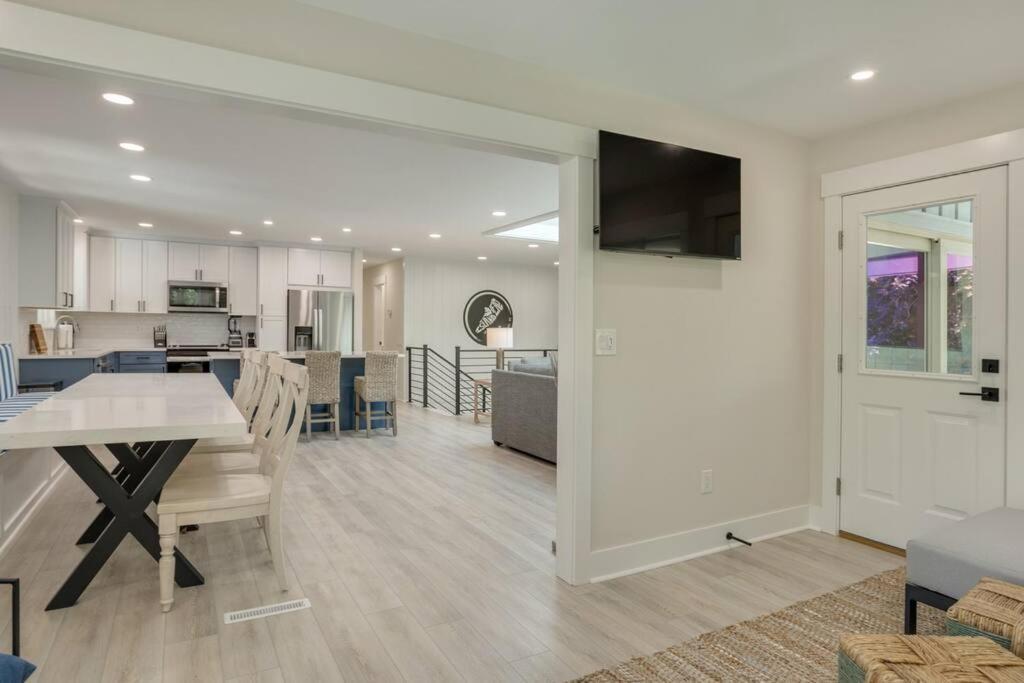 Luxury Beach House - 2Min Walk To Beach - Private Pool - Group & Dog Friendly Hilton Head Island Kültér fotó